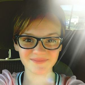 Meet your Posher, Lacey